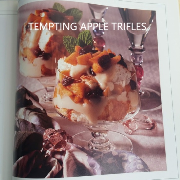 Treasury of Light Cooking: 3 Books in One - Picture 7 of 8